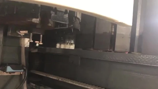 Machine de polissage automatique de bord biseauté en verre de ligne droite d'équipement de traitement en verre de moteur du contrôle 9 de PLC